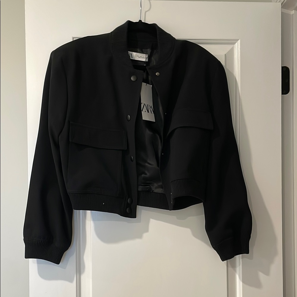 NWT! Zara Black Bomber Jacket Cropped Minimalist Design